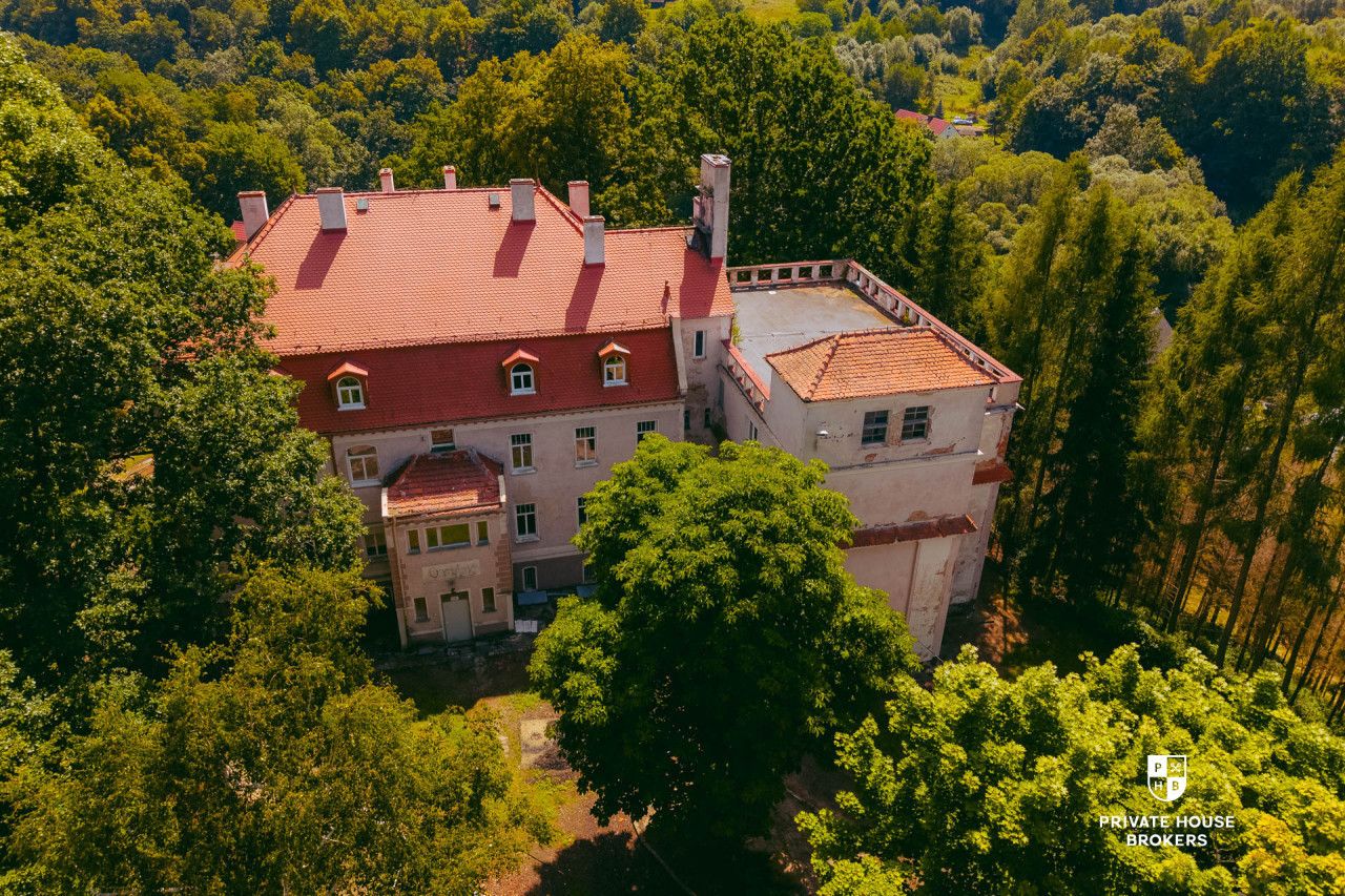 Pałac z aktualnym Pozwoleniem na Budowę / Inwestycja / Dom Opieki / Hotel SPA - Dom - Sprzedaż - Świdnicki, Świdnica / Bystrzyca Górna
