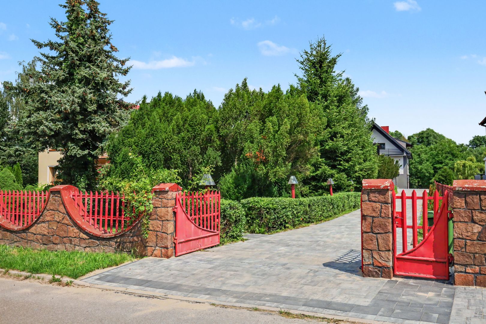 House with Guest House Potential | Holy Cross Trail - House - Sale - Kielecki, Nowa Słupia