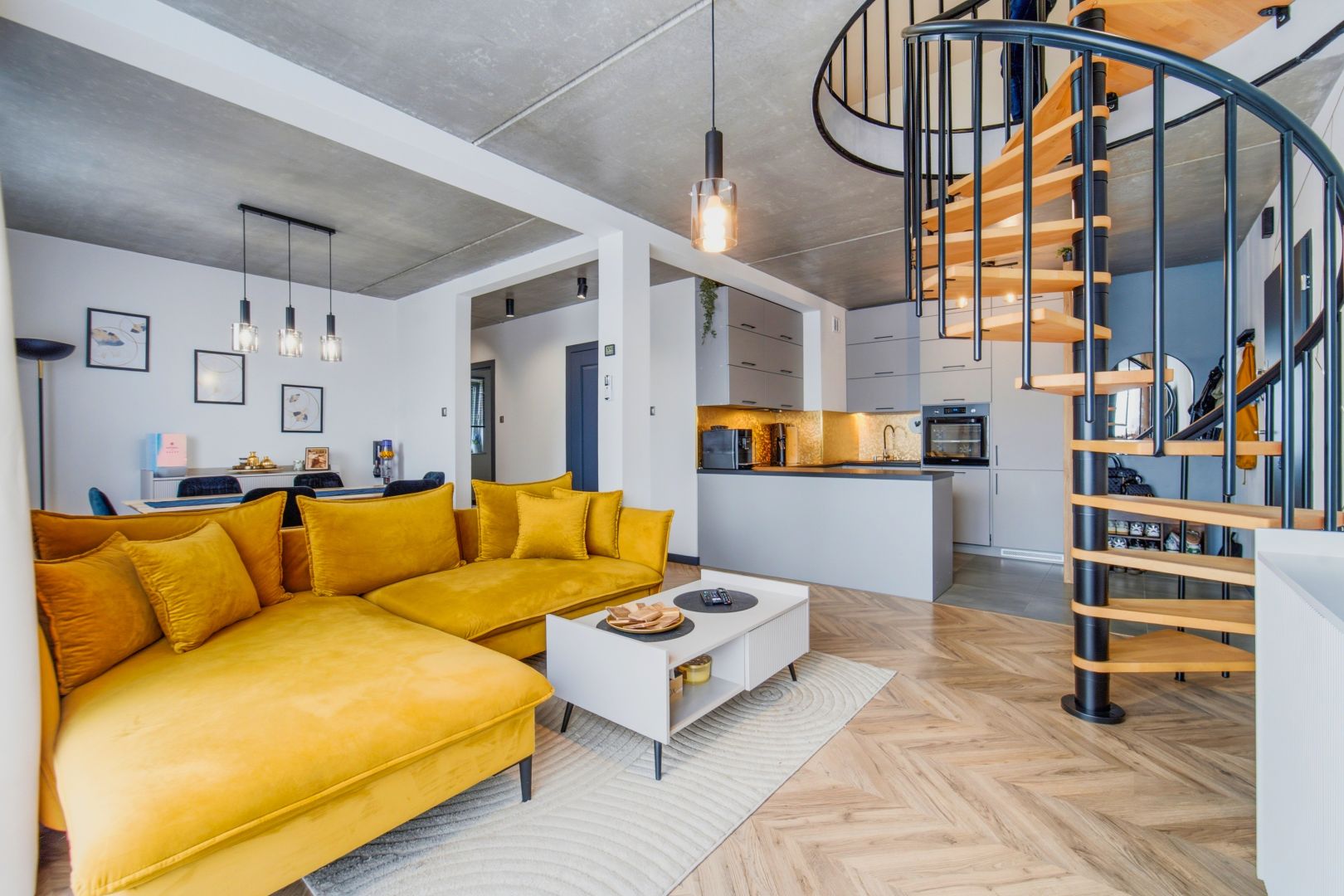 PRESTIŻOWY DWUPOZIOMOWY APARTAMENT | TYCHY ŻWAKÓW - Mieszkanie - Sprzedaż - Tychy, Żwaków