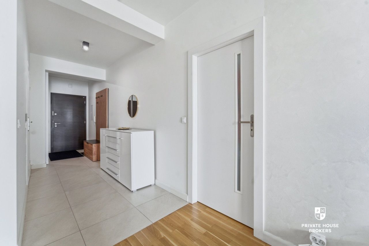Bright 53,4m2 in a quiet place near "Aleja Brzozowa" - Apartment - Sale - Częstochowa, Parkitka