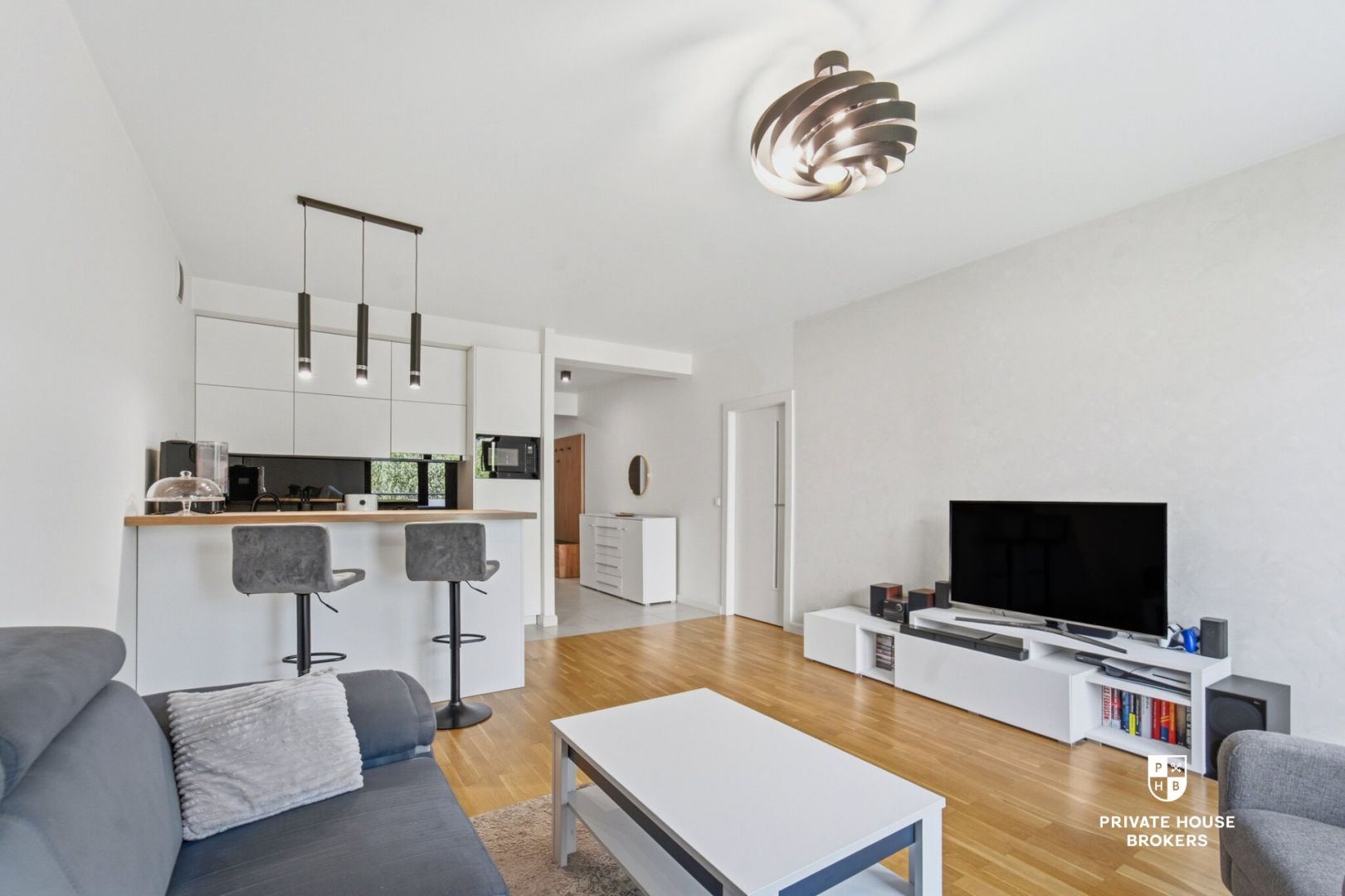 Bright 53,4m2 in a quiet place near "Aleja Brzozowa" - Apartment - Sale - Częstochowa, Parkitka