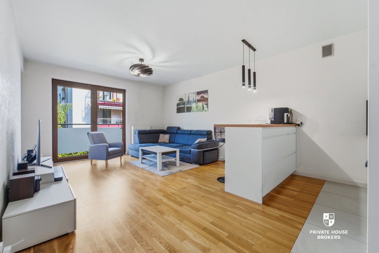 Bright 53,4m2 in a quiet place near "Aleja Brzozowa" - Apartment - Sale - Częstochowa, Parkitka