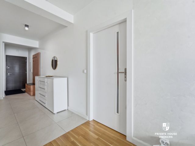 Bright 53,4m2 in a quiet place near "Aleja Brzozowa" - Apartment - Sale - Częstochowa, Parkitka