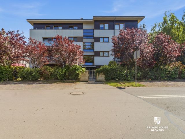 Bright 53,4m2 in a quiet place near "Aleja Brzozowa" - Apartment - Sale - Częstochowa, Parkitka