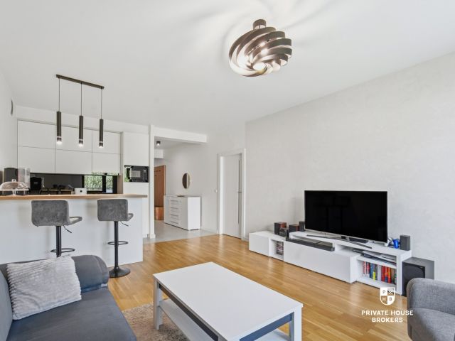 Bright 53,4m2 in a quiet place near "Aleja Brzozowa" - Apartment - Sale - Częstochowa, Parkitka