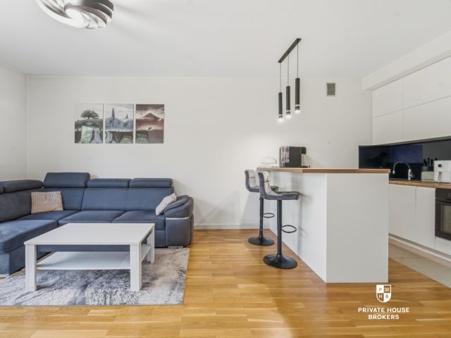 Bright 53,4m2 in a quiet place near "Aleja Brzozowa" - Apartment - Sale - Częstochowa, Parkitka
