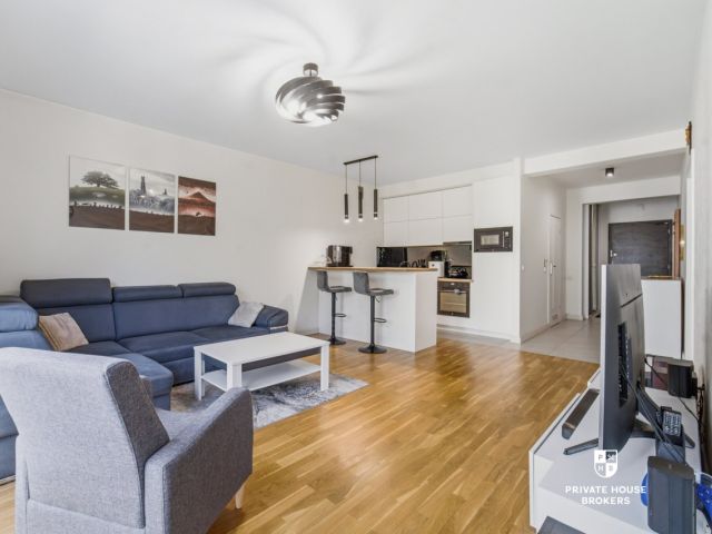 Bright 53,4m2 in a quiet place near "Aleja Brzozowa" - Apartment - Sale - Częstochowa, Parkitka