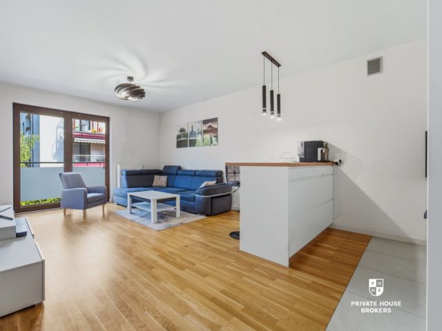 Bright 53,4m2 in a quiet place near "Aleja Brzozowa" - Apartment - Sale - Częstochowa, Parkitka