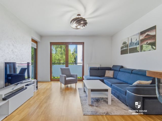 Bright 53,4m2 in a quiet place near "Aleja Brzozowa" - Apartment - Sale - Częstochowa, Parkitka
