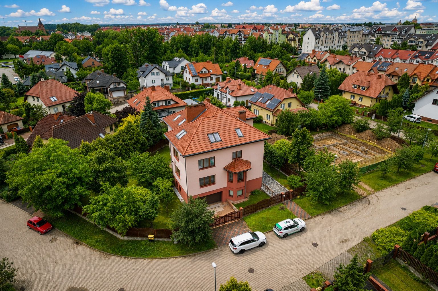 Large house with investment potential in Olsztyn - Дім - Продаж - Olsztyn, Pieczewo