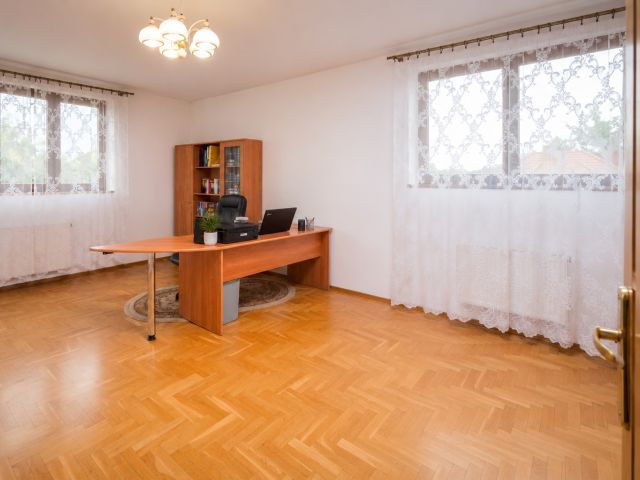 Large house with investment potential in Olsztyn - Дім - Продаж - Olsztyn, Pieczewo