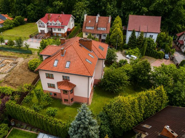 Large house with investment potential in Olsztyn - Дім - Продаж - Olsztyn, Pieczewo