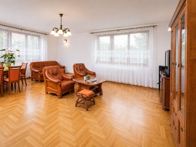 Large house with investment potential in Olsztyn - Дім - Продаж - Olsztyn, Pieczewo
