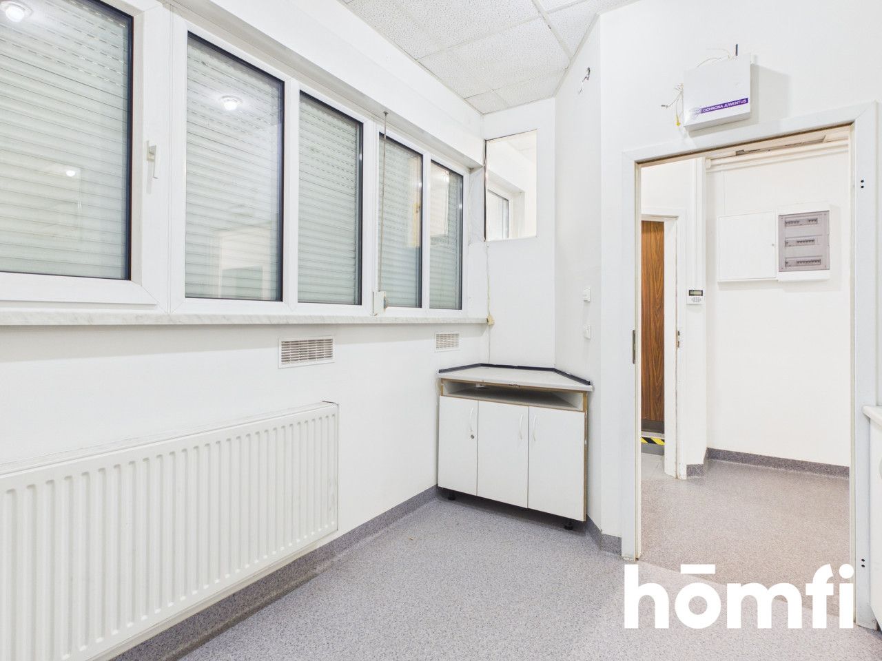 A spacious commercial space for rent Dziadoszańska street 2600 PLN - Commercial premises - Rent - Wrocław, Fabryczna / Kozanów