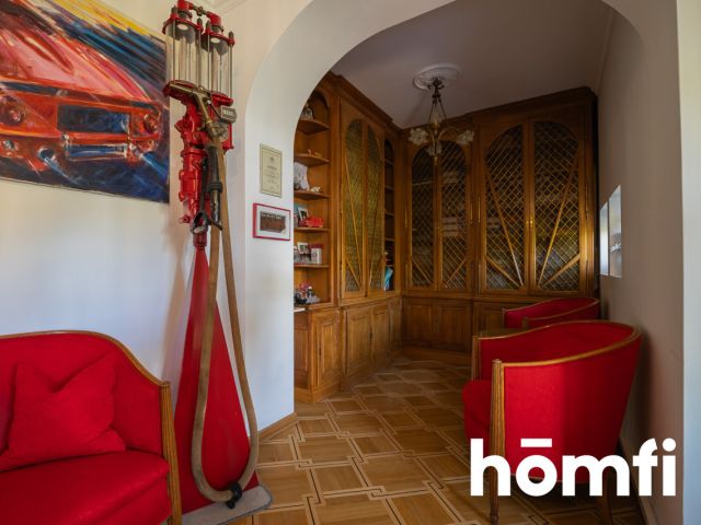 Klasyczna rezydencja z ponadczasową elegancją - Dom - Sprzedaż - Warszawski Zachodni, Łomianki