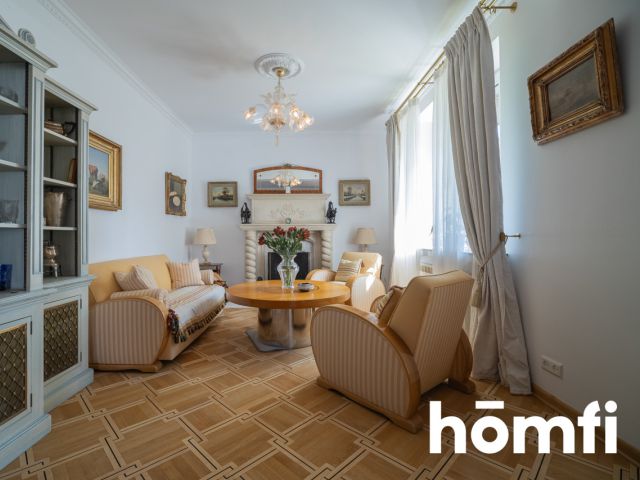 Klasyczna rezydencja z ponadczasową elegancją - Dom - Sprzedaż - Warszawski Zachodni, Łomianki