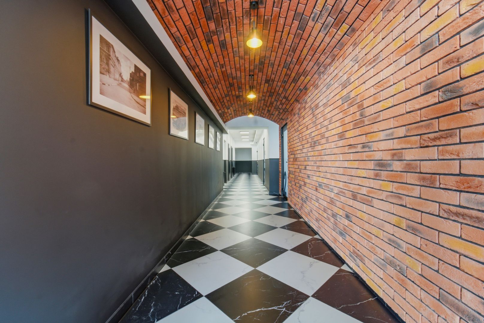 Commercial space, adaptation at the owner's expense! - Commercial premises - Rent - Dąbrowa Górnicza, Korzeniec