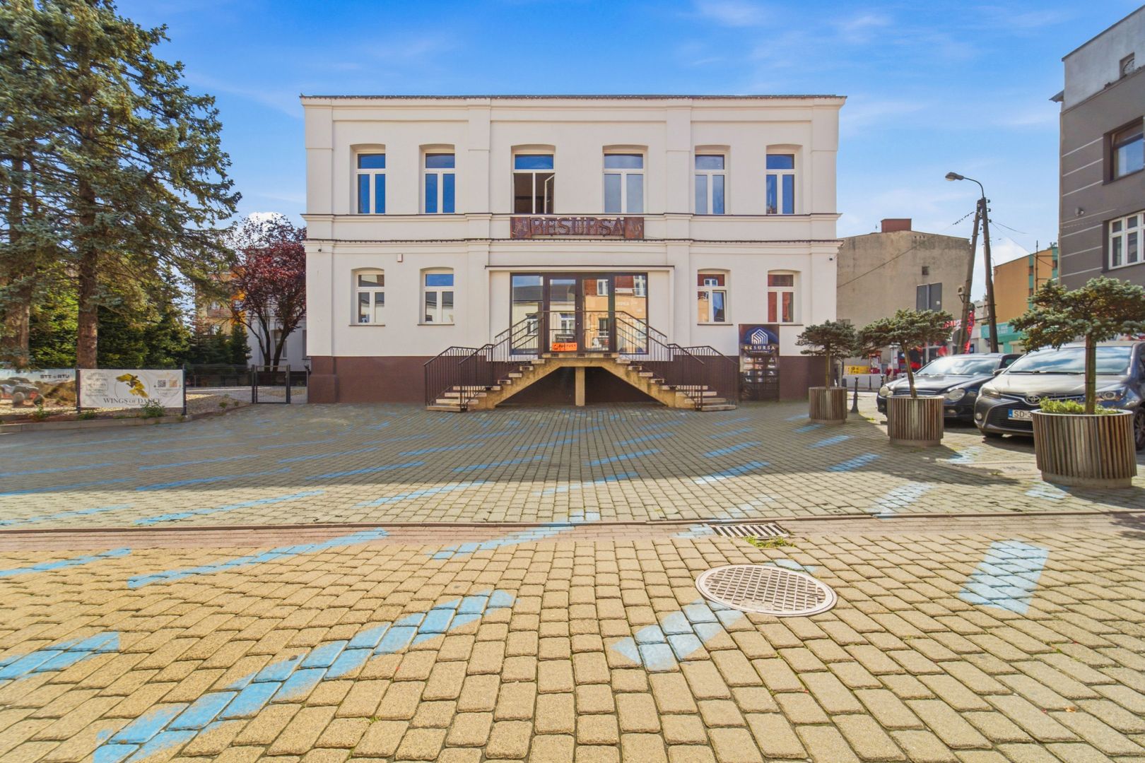 Commercial space, adaptation at the owner's expense! - Commercial premises - Rent - Dąbrowa Górnicza, Korzeniec