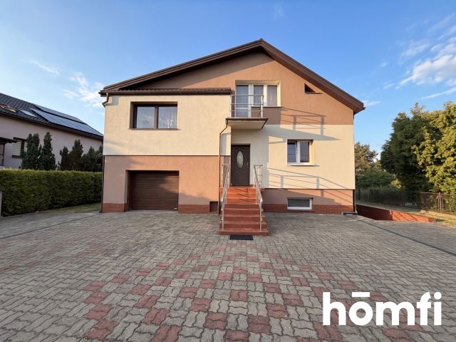Spacious Family Home with a Beautiful Garden - Zławieś Wielka - House - Sale - Toruński, Zławieś Wielka
