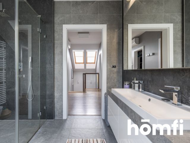 Modern and spacious two-level apartment - Квартира - Продаж - Kraków, Podgórze / Jugowice