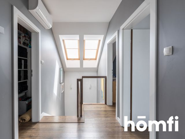 Modern and spacious two-level apartment - Квартира - Продаж - Kraków, Podgórze / Jugowice