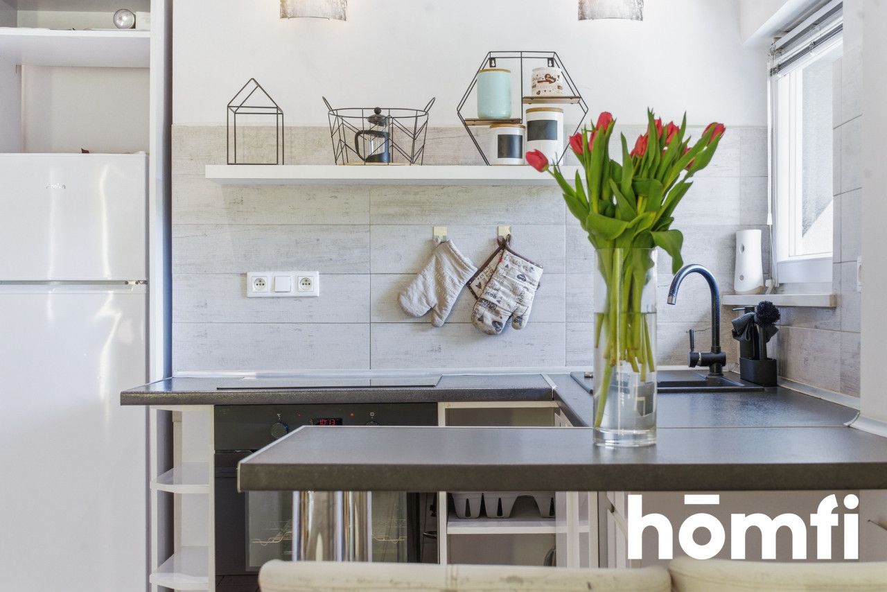 Cozy, Move-In Ready 1-Bed with a Balcony in the Heart of the City - Квартира - Продаж - Sosnowiec, Centrum