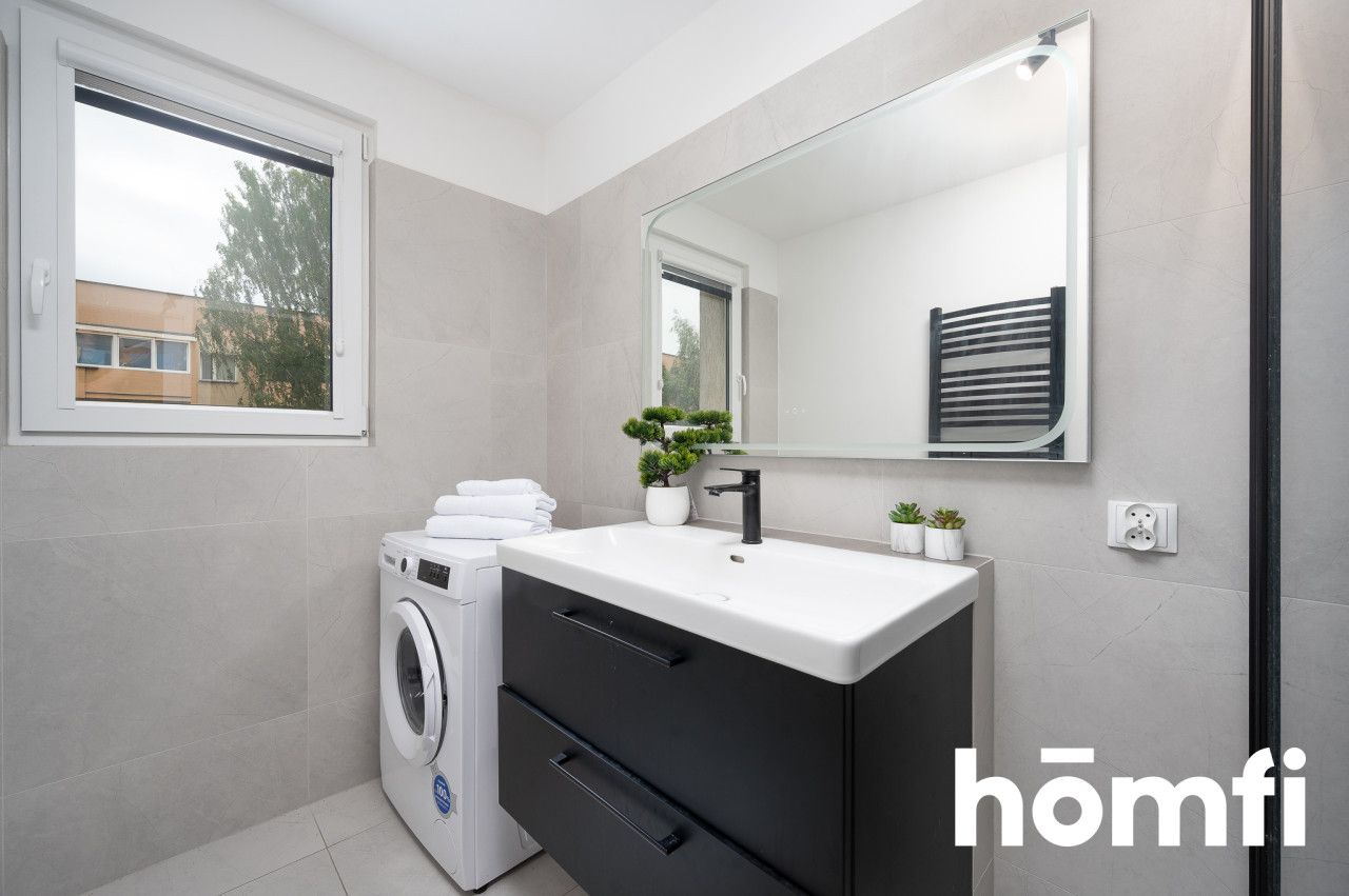 Bright 3-Bedroom Apartment After Renovation | Balcony | Green Surroundings | Move-in Ready - Apartment - Sale - Kraków, Podgórze / Bieżanów-Prokocim
