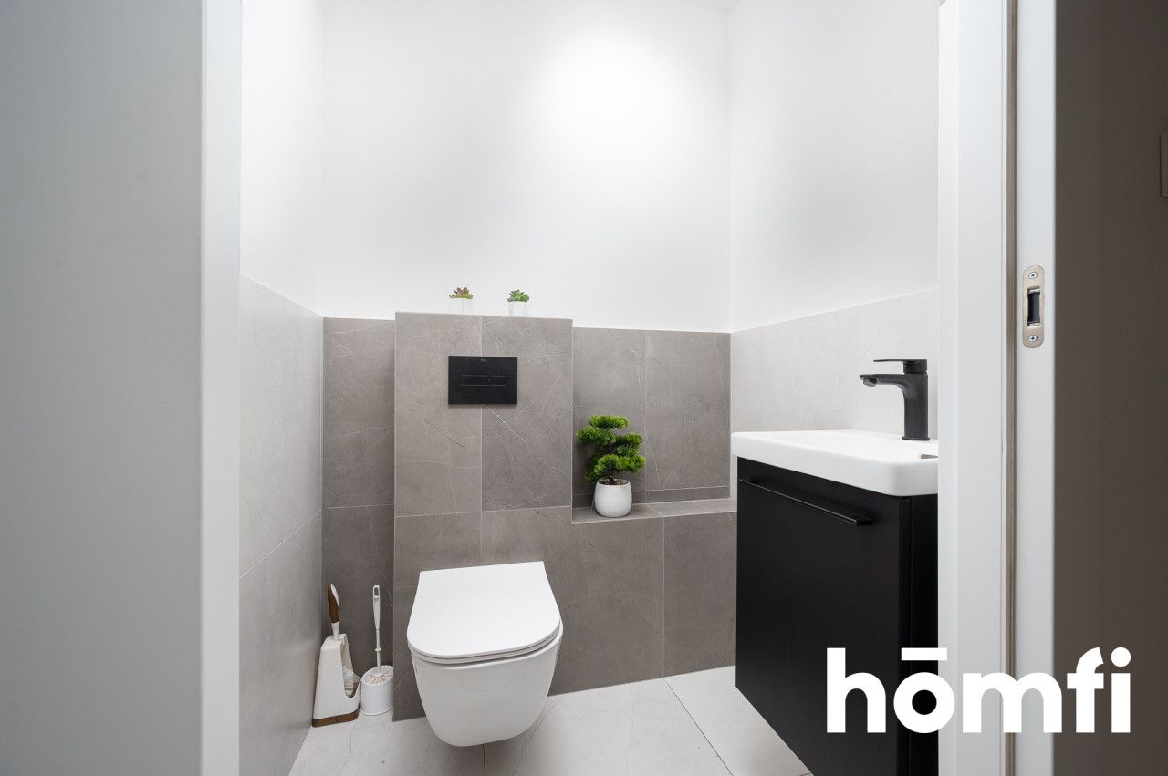 Bright 3-Bedroom Apartment After Renovation | Balcony | Green Surroundings | Move-in Ready - Apartment - Sale - Kraków, Podgórze / Bieżanów-Prokocim