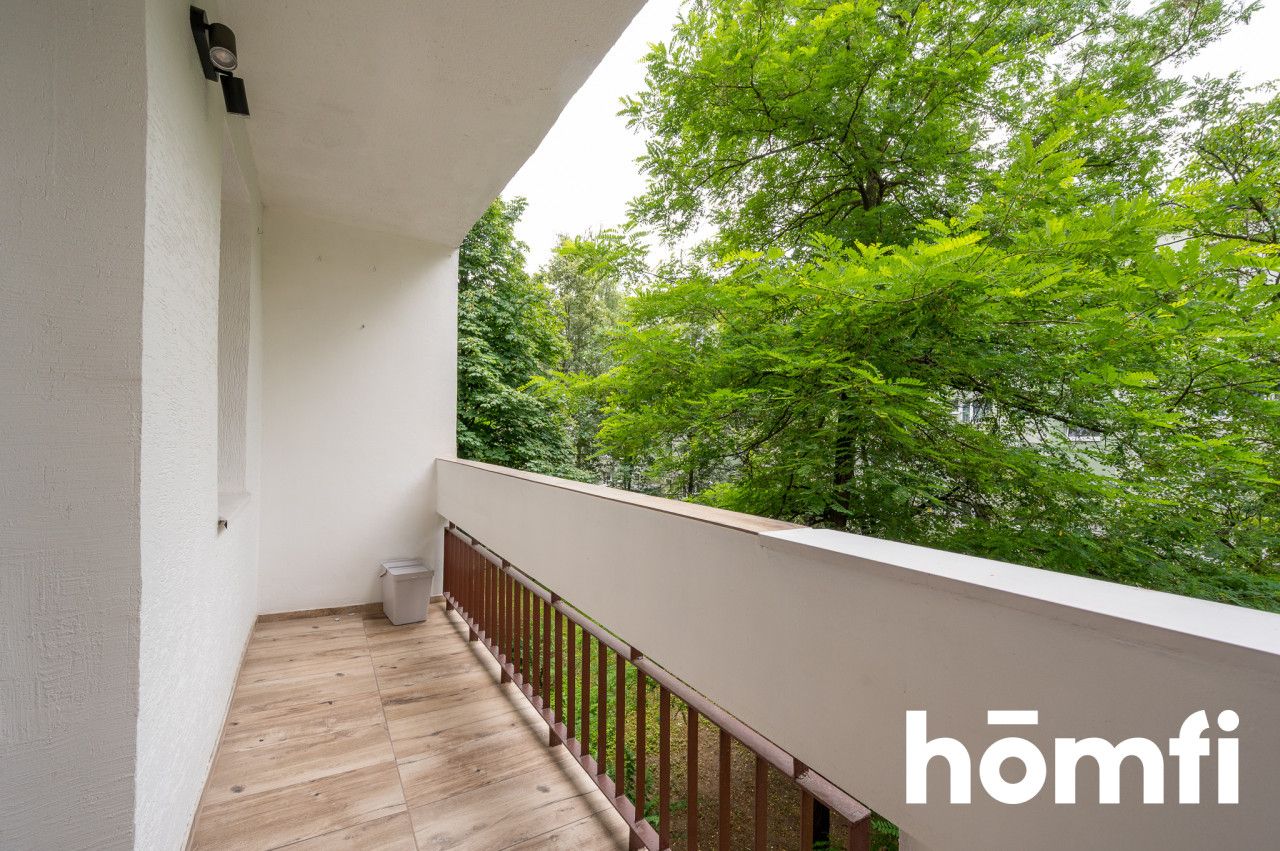 Bright 3-Bedroom Apartment After Renovation | Balcony | Green Surroundings | Move-in Ready - Apartment - Sale - Kraków, Podgórze / Bieżanów-Prokocim