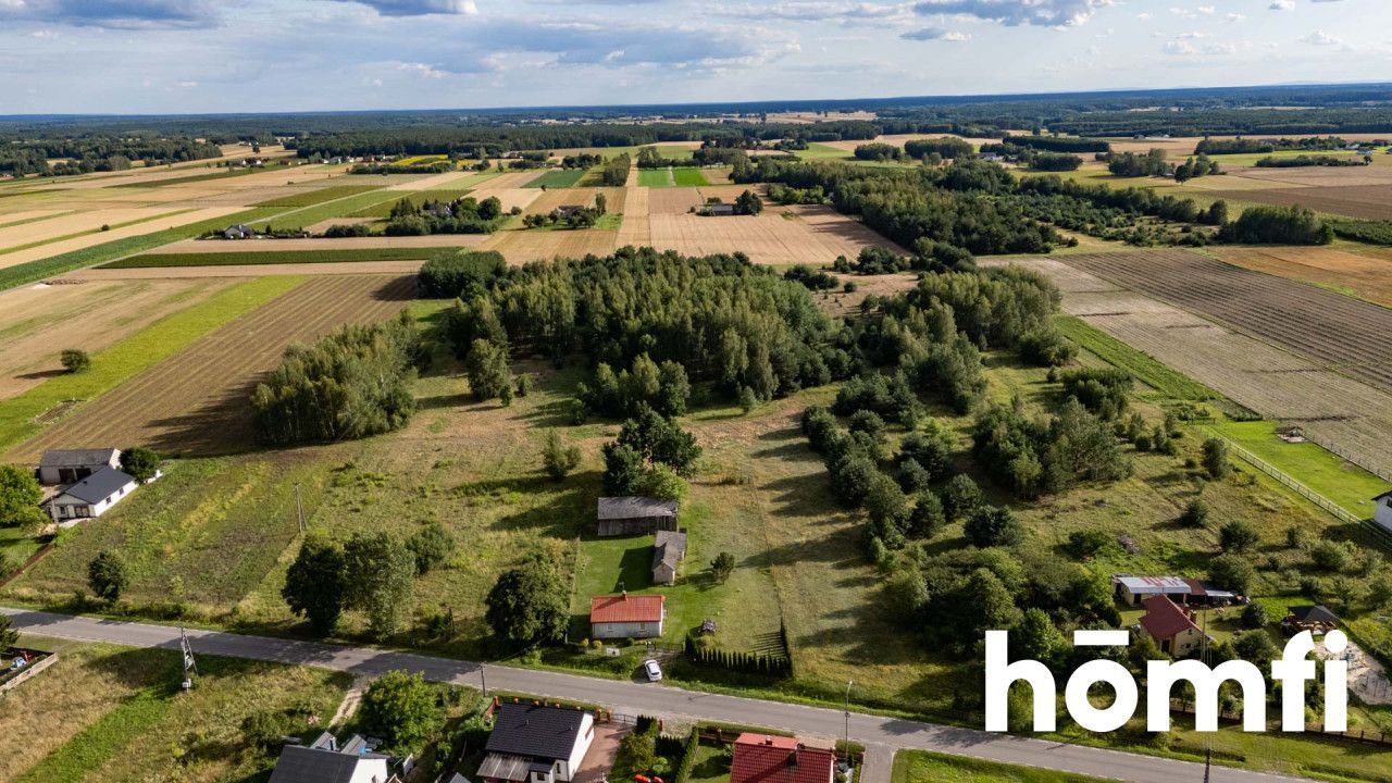 Duża i szeroka działka z domkiem, zabudowaniami i lasem - Działka - Sprzedaż - Zwoleński, Przyłęk / Okrężnica