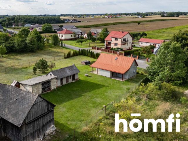 Duża i szeroka działka z domkiem, zabudowaniami i lasem - Działka - Sprzedaż - Zwoleński, Przyłęk / Okrężnica