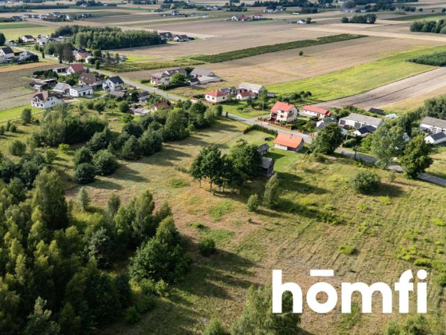 Duża i szeroka działka z domkiem, zabudowaniami i lasem - Działka - Sprzedaż - Zwoleński, Przyłęk / Okrężnica