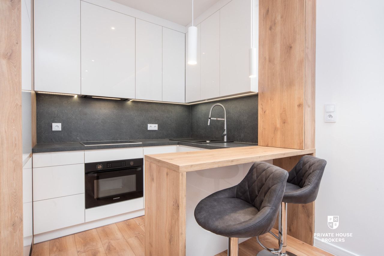 2 rooms | top floor | Port Popowice | Balcony | Parking space and storage unit - Apartment - Rent - Wrocław, Fabryczna