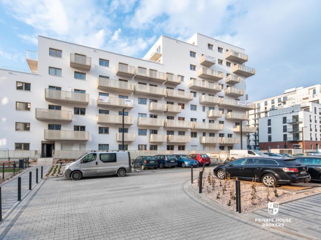 2 rooms | top floor | Port Popowice | Balcony | Parking space and storage unit - Apartment - Rent - Wrocław, Fabryczna