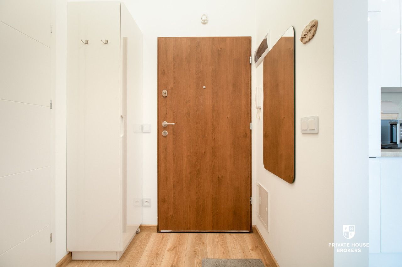 Modern and functional apartment at Aleja Pokoju 83 - Квартира - Оренда - Kraków, Nowa Huta / Czyżyny