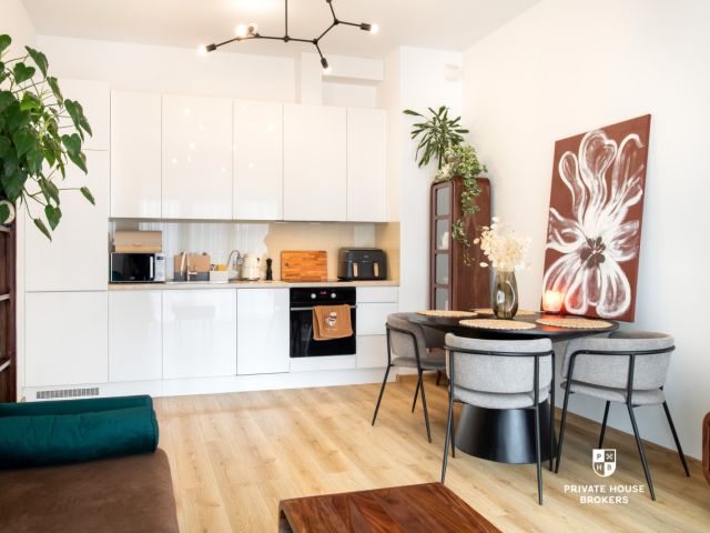 Modern and functional apartment at Aleja Pokoju 83 - Квартира - Оренда - Kraków, Nowa Huta / Czyżyny