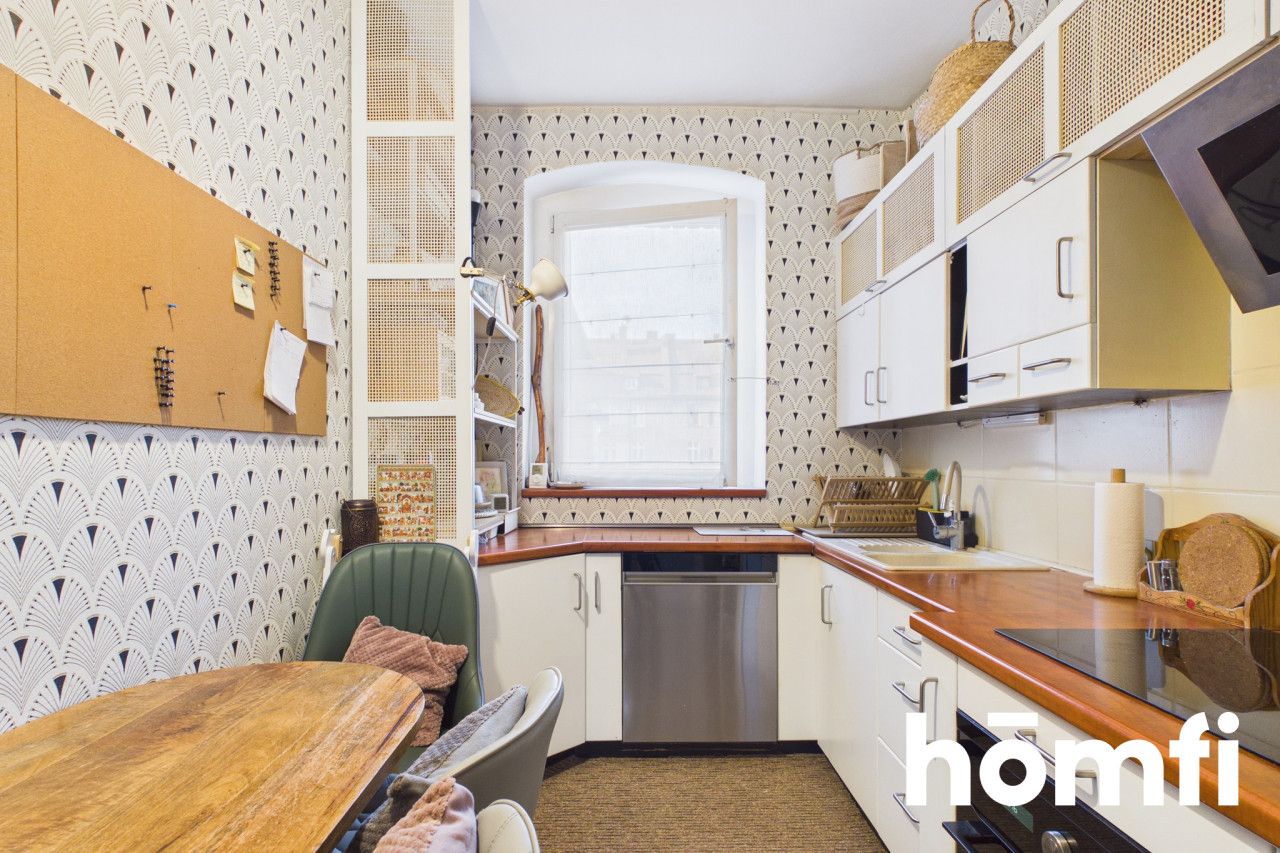 Harmonious and spacious apartment in Bytom - Apartment - Sale - Bytom, Centrum