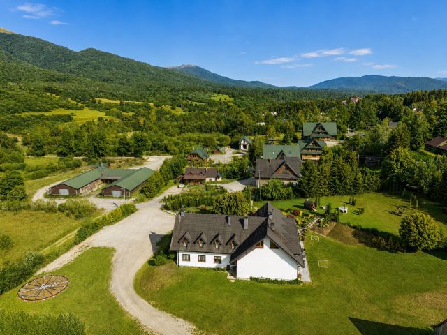 Guesthouse on 1.79 ha in the Heart of the Bieszczady Mountains – Smerek - Дім - Продаж - Leski, Cisna / Smerek