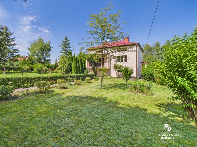 Zabierzów | House for Renovation | Beautiful 16-Are Plot - House - Sale - Krakowski, Zabierzów