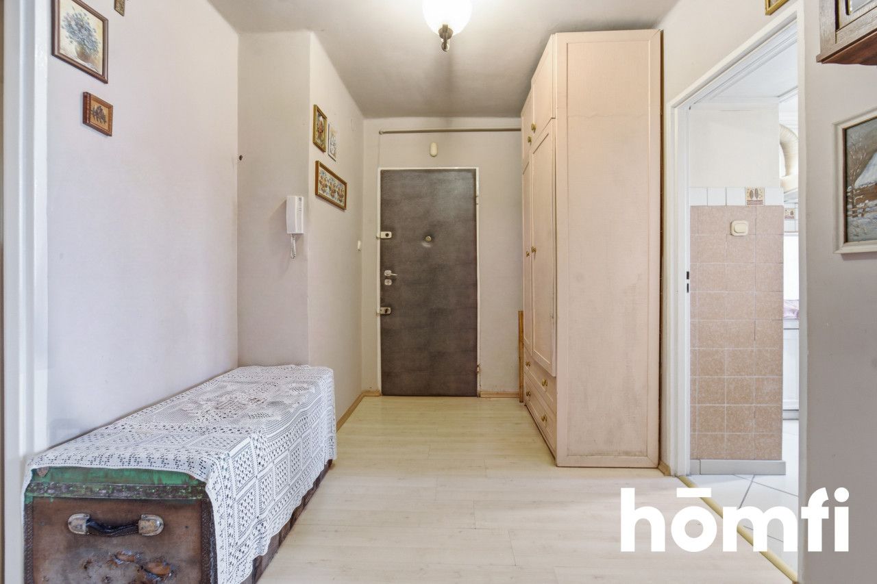 Functional One-Bedroom Apartment in a Quiet Area of Bielsko-Biała - Apartment - Sale - Bielsko-Biała, Lipnik