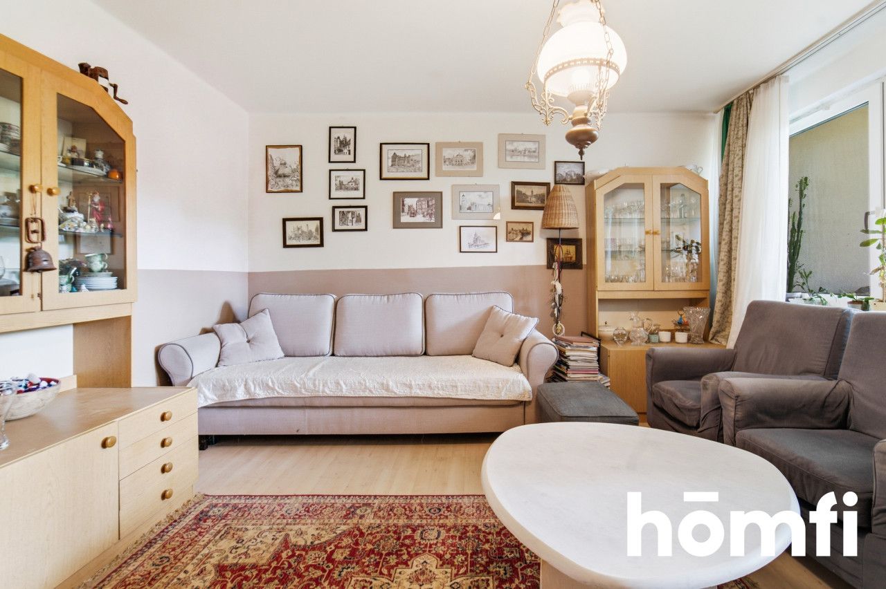 Functional One-Bedroom Apartment in a Quiet Area of Bielsko-Biała - Apartment - Sale - Bielsko-Biała, Lipnik