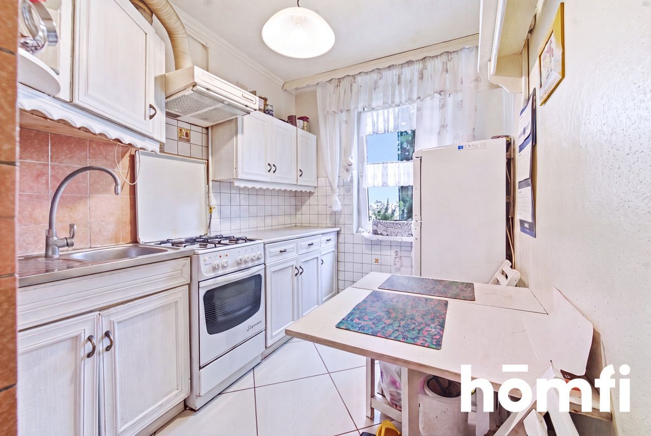 Functional One-Bedroom Apartment in a Quiet Area of Bielsko-Biała - Apartment - Sale - Bielsko-Biała, Lipnik