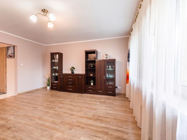 ŚWIEŻO WYREMONTOWANE MIESZKANIE NA WYNAJEM - Mieszkanie - Wynajem - Białystok, Białostoczek