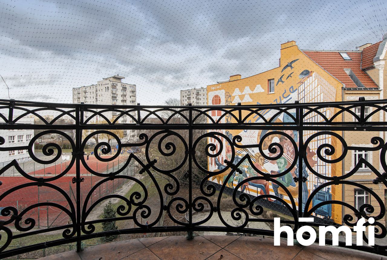 large 3-room apartment in a tenement building - Apartment - Rent - Poznań, Jeżyce / Jeżyce
