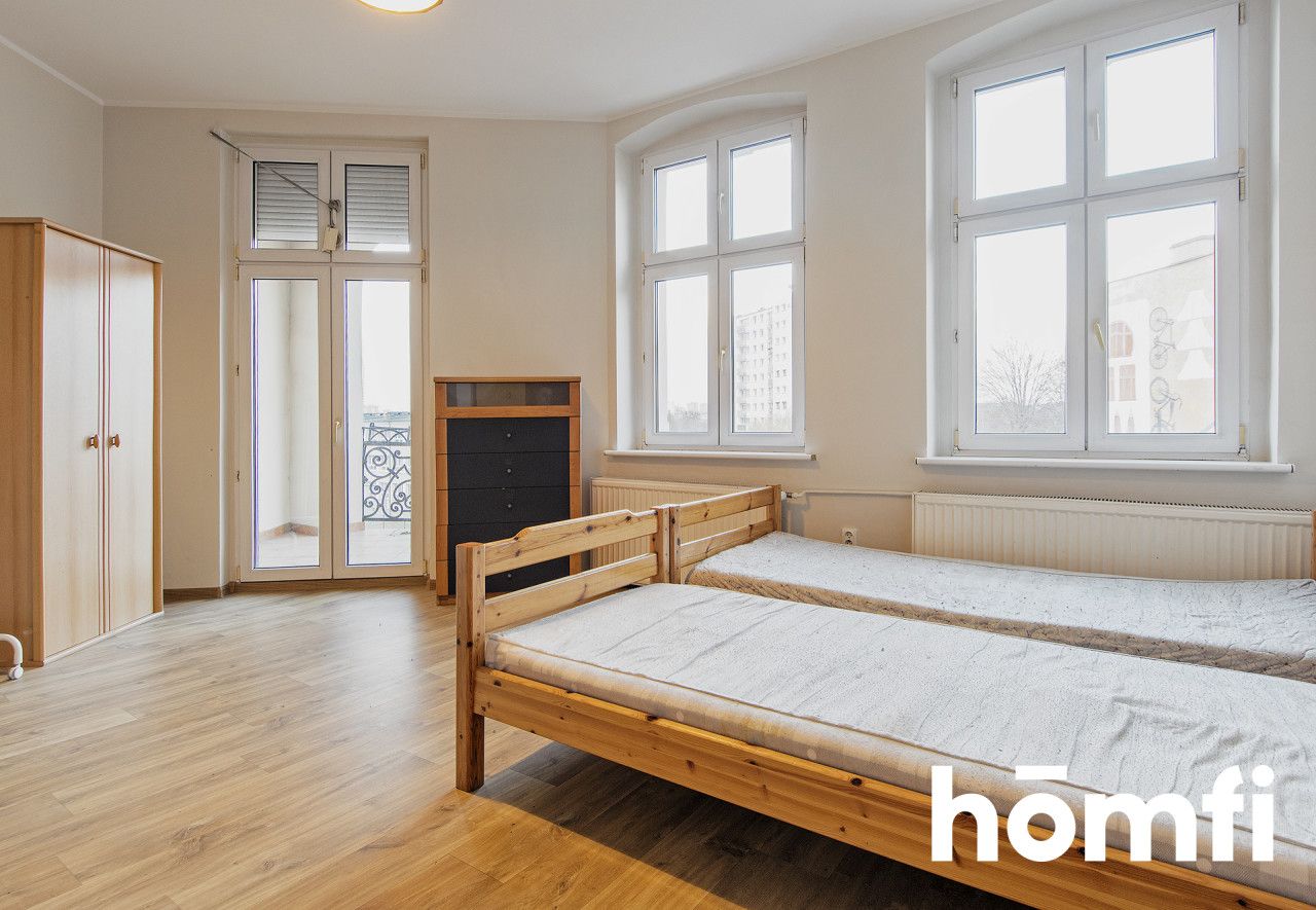 large 3-room apartment in a tenement building - Apartment - Rent - Poznań, Jeżyce / Jeżyce