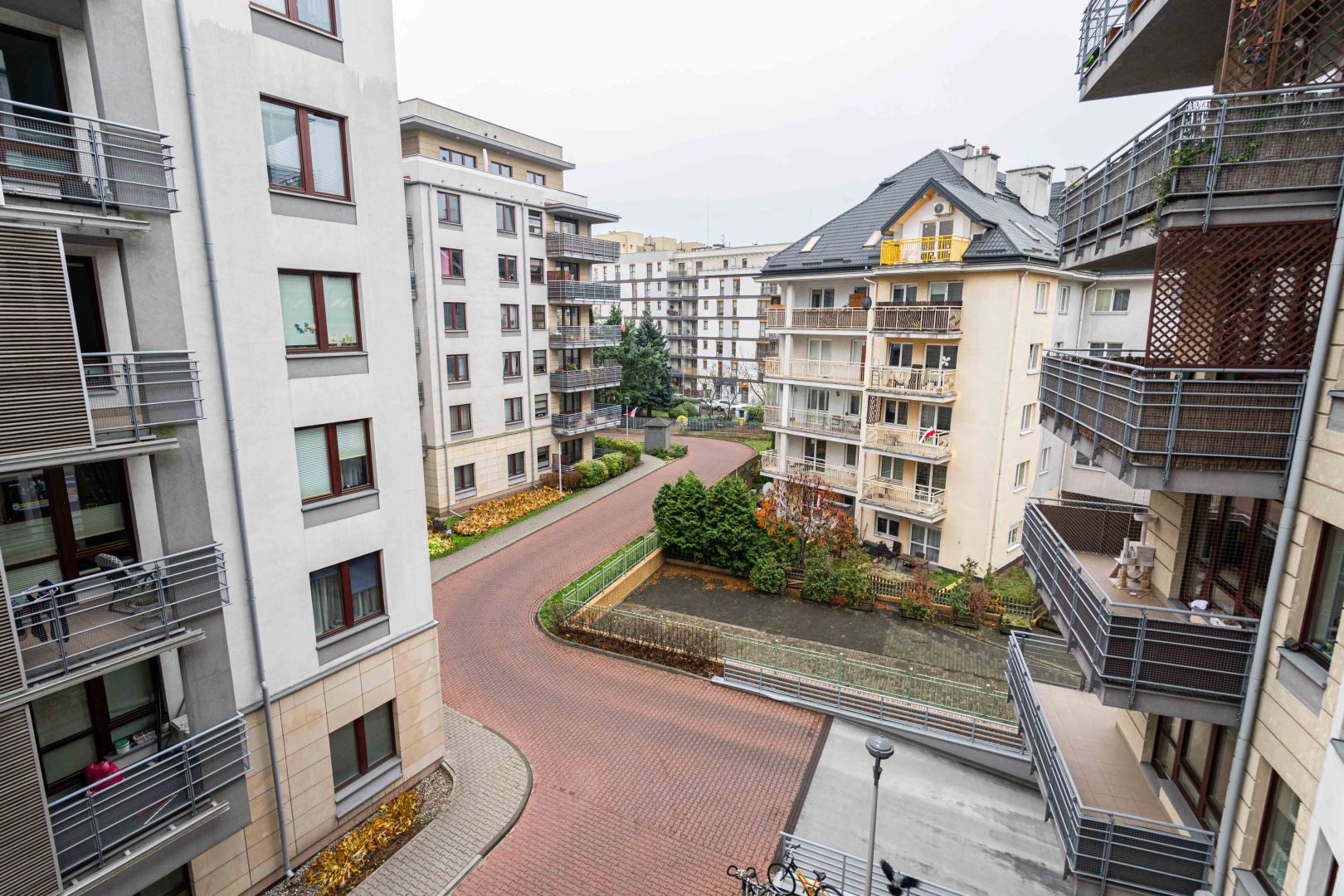 Spacious | Ulrychów Metro | Wola Park | Garage - Apartment - Rent - Warszawa, Bemowo