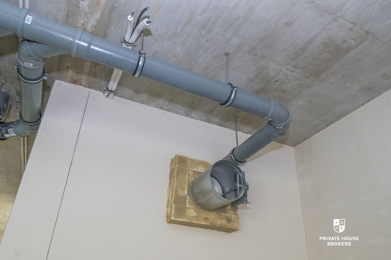 Commercial space for rent Banacha street 84 sqm - Commercial premises - Rent - Kraków, Krowodrza / Górka Narodowa