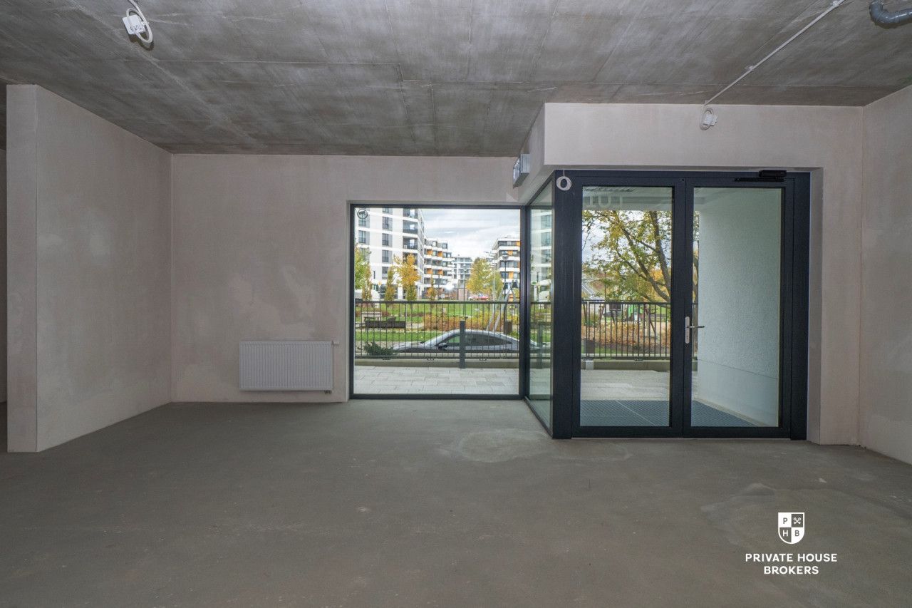 Commercial space for rent Banacha street 84 sqm - Commercial premises - Rent - Kraków, Krowodrza / Górka Narodowa