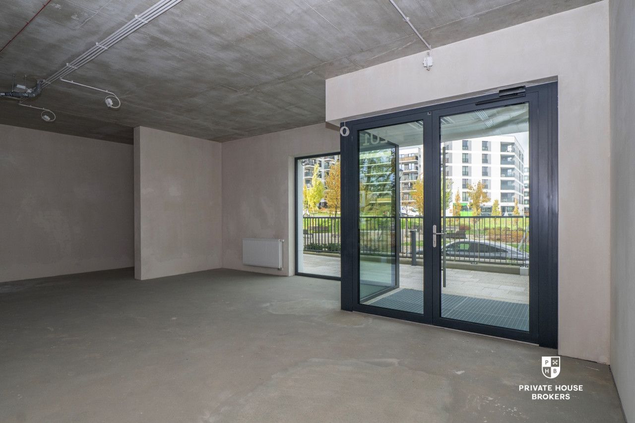 Commercial space for rent Banacha street 84 sqm - Commercial premises - Rent - Kraków, Krowodrza / Górka Narodowa