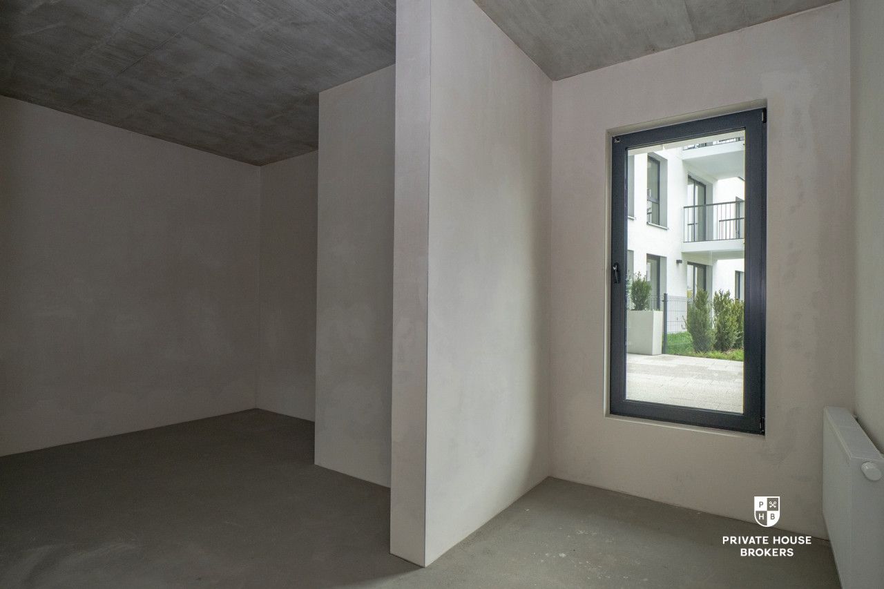 Commercial space for rent Banacha street 84 sqm - Commercial premises - Rent - Kraków, Krowodrza / Górka Narodowa